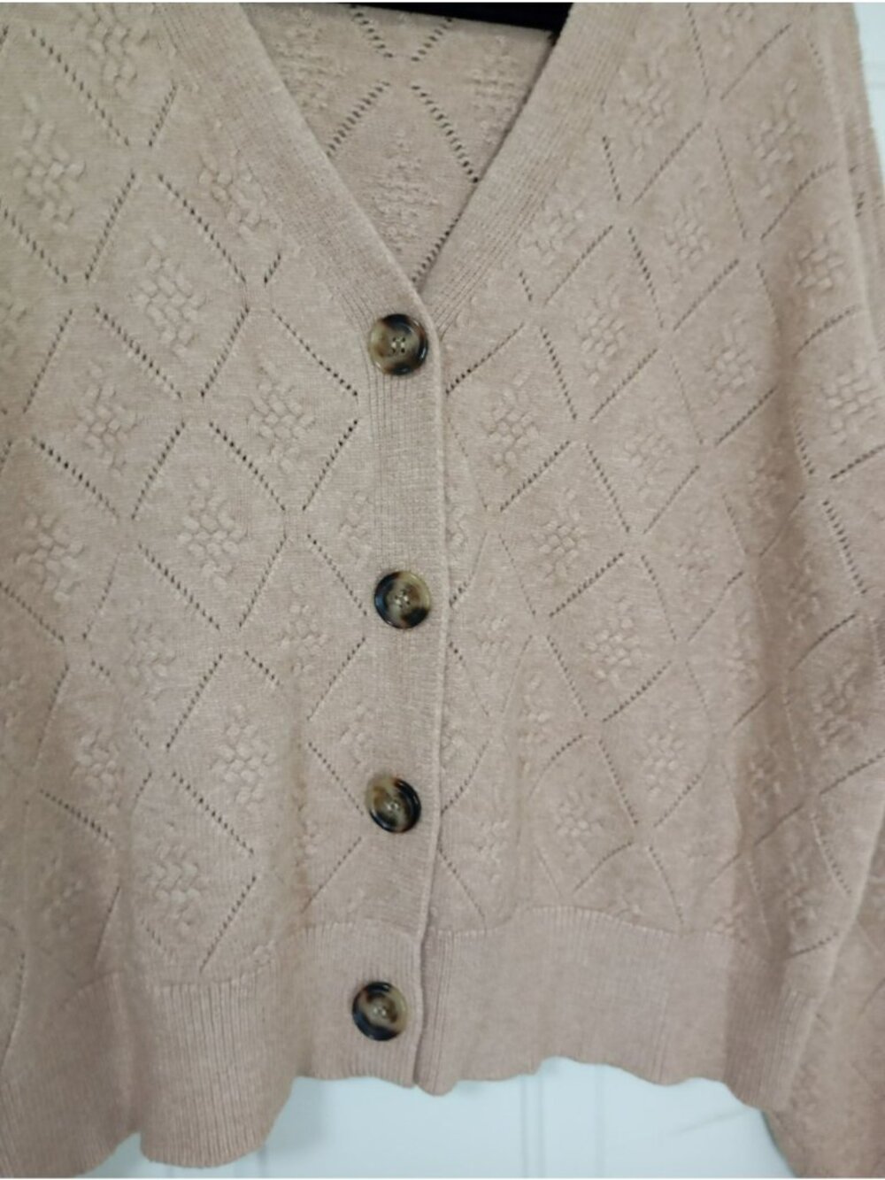 Cyrus Beige Diamond Knit Button-Front Cardigan Sweater Size L - Picture 8 of 10